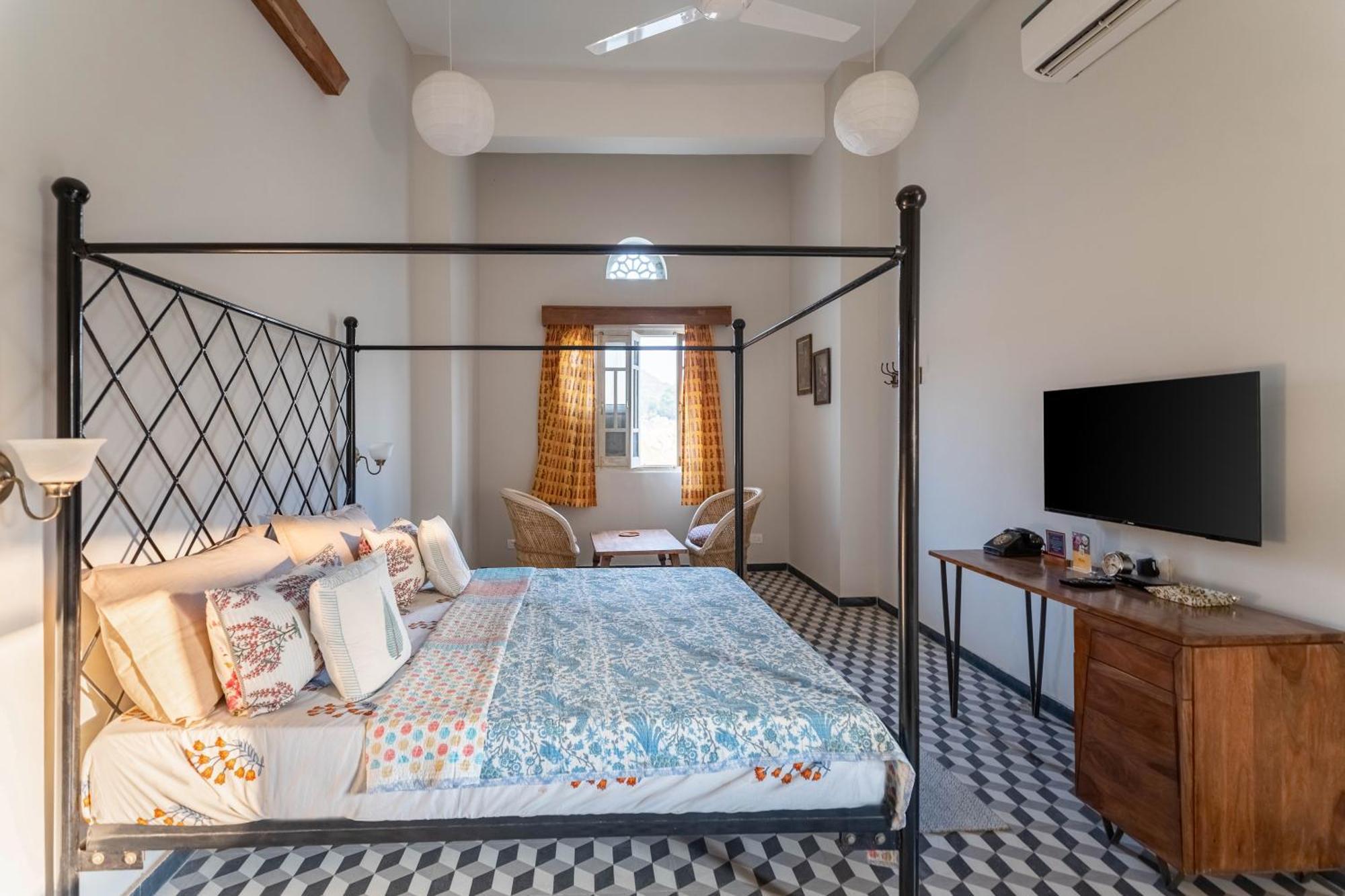 Kol Pol Mohalla Boutique Stay ウダイプル エクステリア 写真